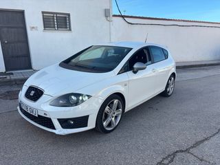 SEAT LEON FR 2.0 TDI 170CV , 187000KMS AÑO 2010