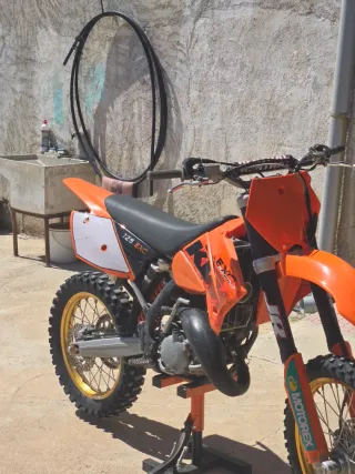 KTM 125 EXC 2006 matriculada