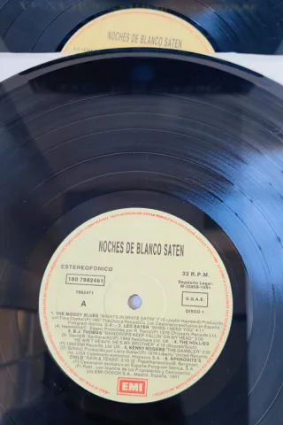 ​Noches de Blanco Satén - 24 Mejores Baladas (2LP)