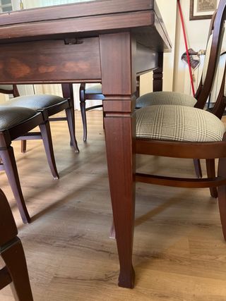 Mesa y 6 Sillas Comedor Madera