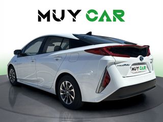 Toyota Prius 125PH Plug-In Solar 90 kW (122 CV)
