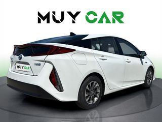 Toyota Prius 125PH Plug-In Solar 90 kW (122 CV)