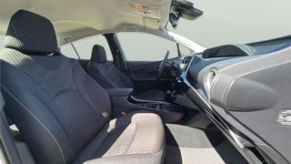 Toyota Prius 125PH Plug-In Solar 90 kW (122 CV)