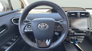 Toyota Prius 125PH Plug-In Solar 90 kW (122 CV)