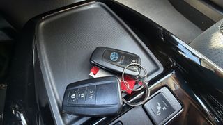 Toyota Prius 125PH Plug-In Solar 90 kW (122 CV)