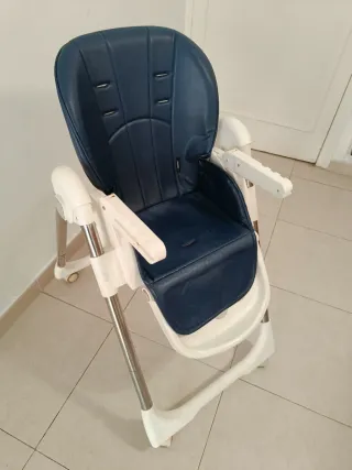 Trona bebé plegable y regulable