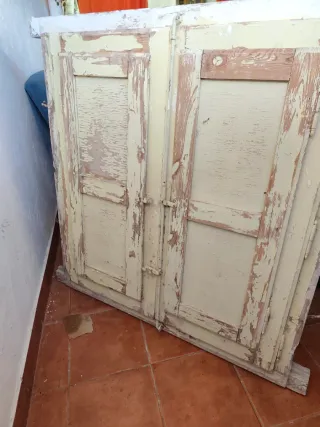 Ventana antiguo madera puertas