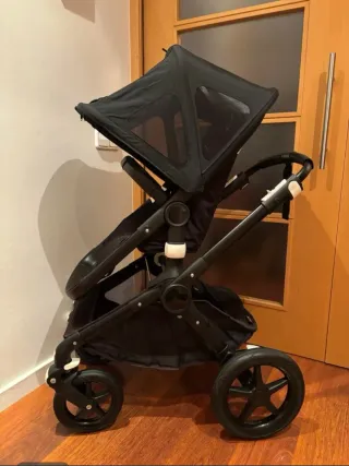 Bugaboo Fox Silla y Capazo Negro