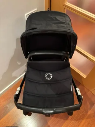 Bugaboo Fox Silla y Capazo Negro