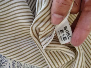 Camisa elegante de rayas para mujer
