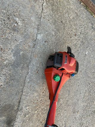 Desbrozadora Jonsered BC2145