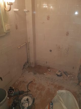 Albañil, fontanero, pladur, electricidad, carpi