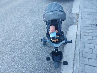 Triciclo bebé Lionelo
