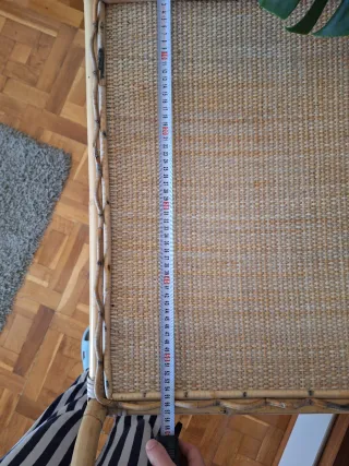 Carrito de mimbre con ruedas