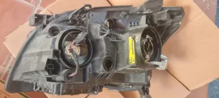 Faros de coche Toyota avensis