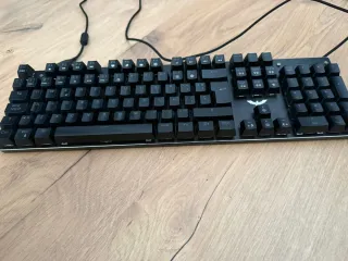 Teclado Mecánico RGB HAVIT Negro