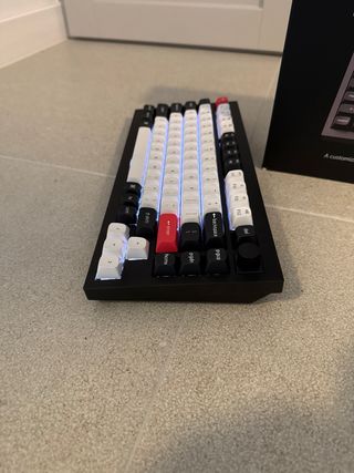 Teclado Mecánico Keychron Q1 HE Negro/Blanco/Rojo