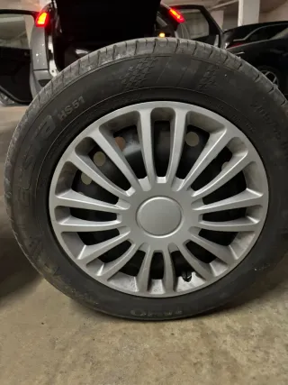 Llantas y Neumáticos 205/55 R16