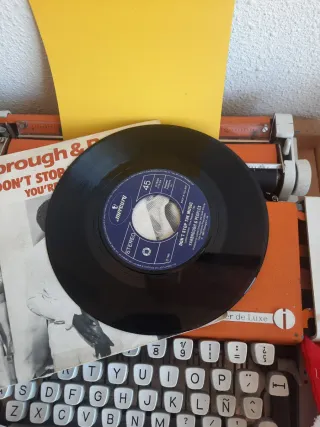 Single YARBROUGH & PEOPLES - Don't Stop The Music