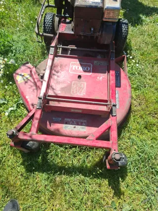 Segadora cortacesped  Toro Profesional