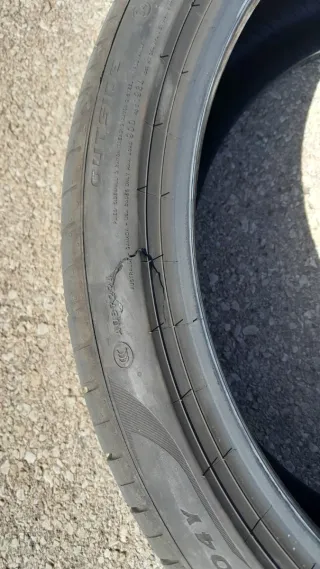 Neumáticos Pirelli Pzero