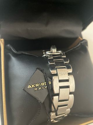 Reloj Akribos XXIV Plata y Negro