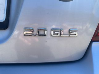 Hyundai Elantra etiqueta B con distribucion