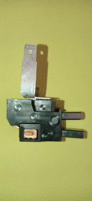 Portaescobilla alternador Ford, Saba, Ebro.