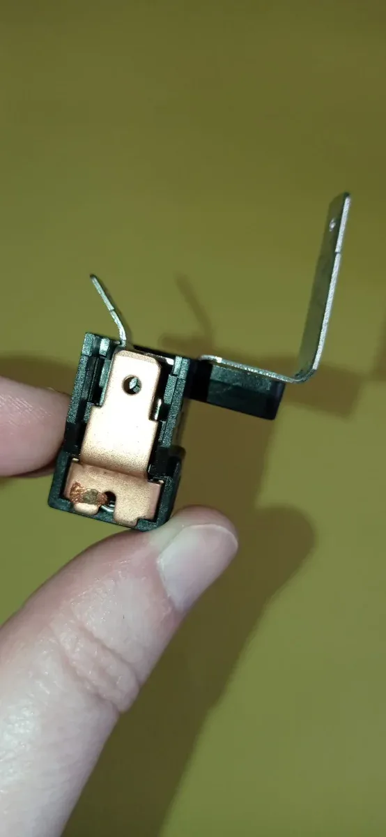 Portaescobilla alternador Ford, Saba, Ebro.