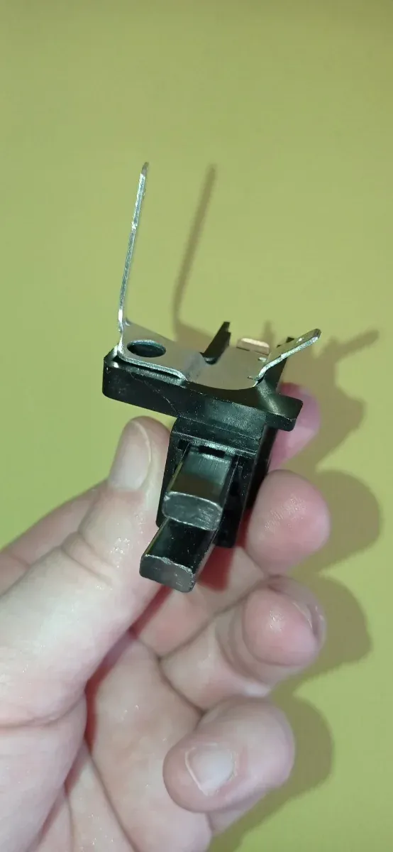 Portaescobilla alternador Ford, Saba, Ebro.