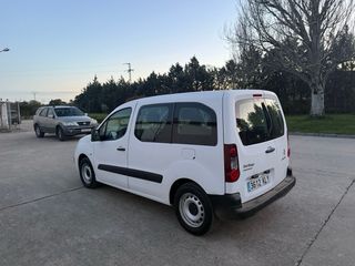 Citroen Berlingo Diesel.9400€   Iva deducible.