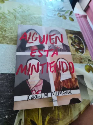 Alguien está mintiendo / One of Us is Lying (Sp...