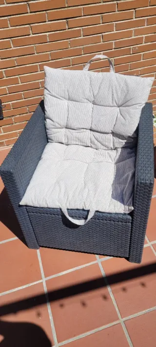 2 Sillones jardín efecto ratán gris con mesa