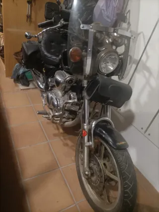 Moto Cruiser Plata