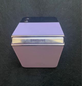 Samsung Galaxy Z Flip 4 Viola