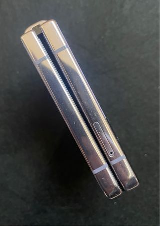 Samsung Galaxy Z Flip 4 Viola