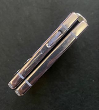 Samsung Galaxy Z Flip 4 Viola