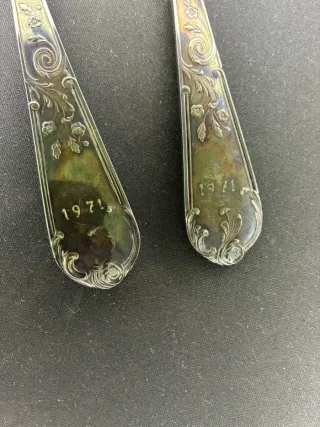 Cubertería de plata grabada 164g