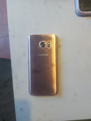 Samsung Galaxy S7 dorado
