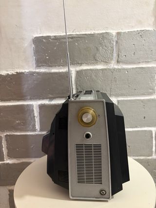 Televisor Sanyo Mini 9