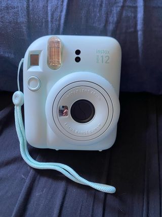Cámara Instax Mini 12