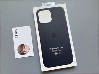 Custodia in silicone per iPhone 13 Pro Max MagSafe nero