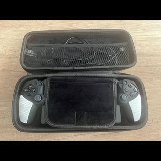 Playstation Portal + Accesorios Negro/Blanco