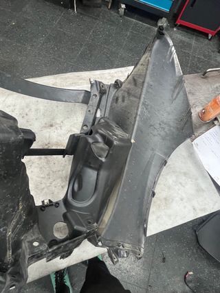 Frontal Piaggio MP3 250 (2007)