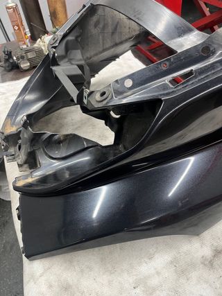 Frontal Piaggio MP3 250 (2007)