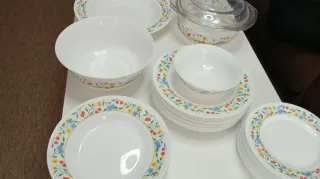 Vajilla 34 piezas: 11 postre, 8 soperos, 10 llanos