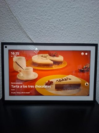 Echo Show 15 Schermo Smart con Alexa