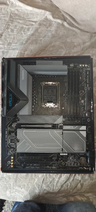 Intel ultra 245k + Gigabyte Z890 WiFi 7