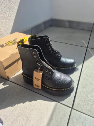 Botas Dr. Martens Talla 39 Negras