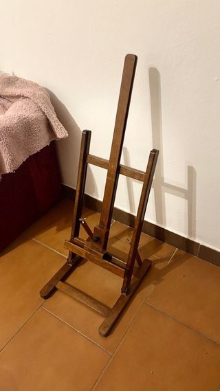 Cavalletto da pittura in legno
